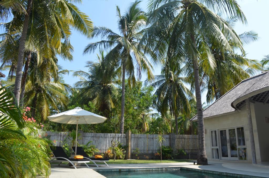 Sunset Palms Resort Gili Trawangan Room photo