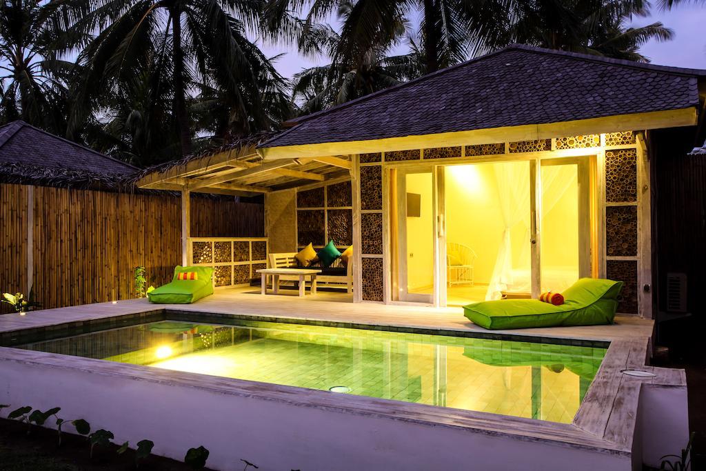 Sunset Palms Resort Gili Trawangan Room photo