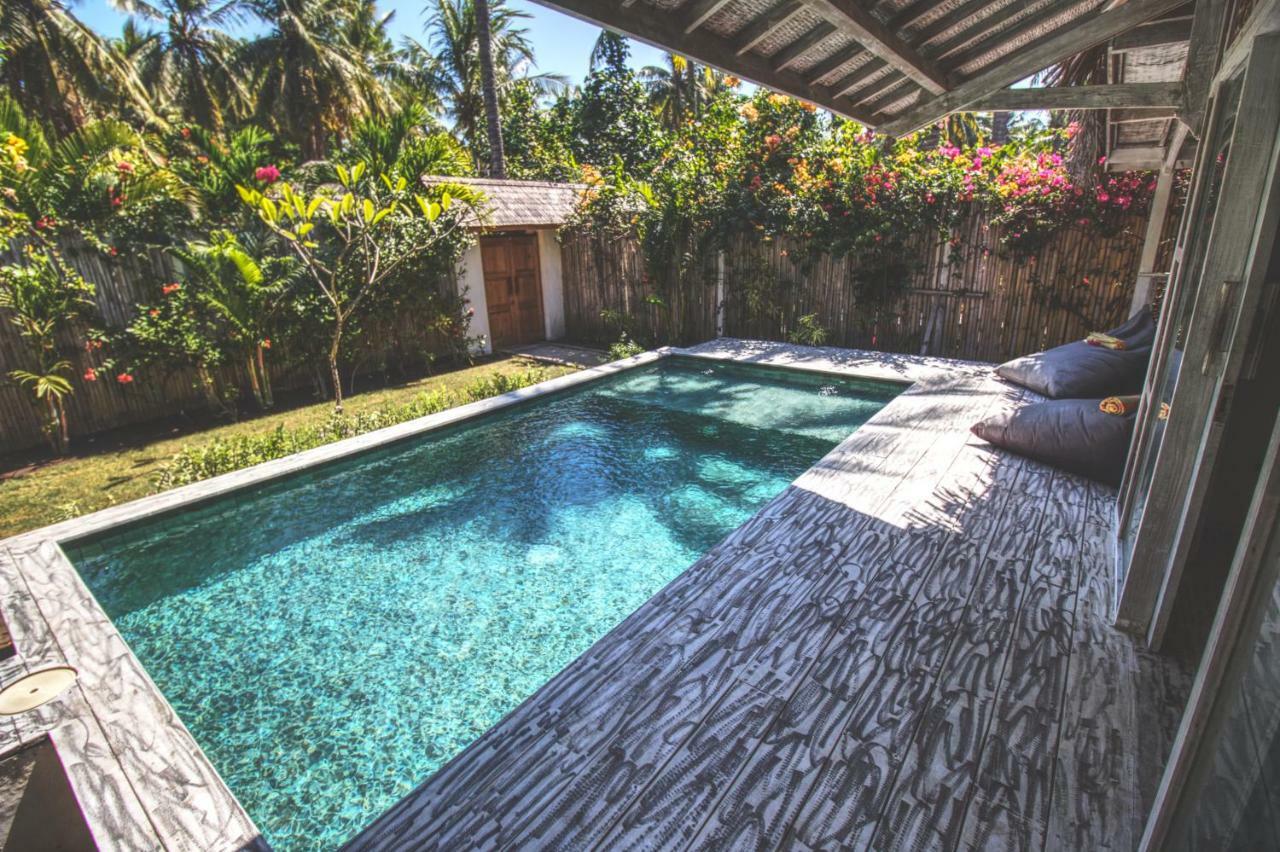 Sunset Palms Resort Gili Trawangan Room photo